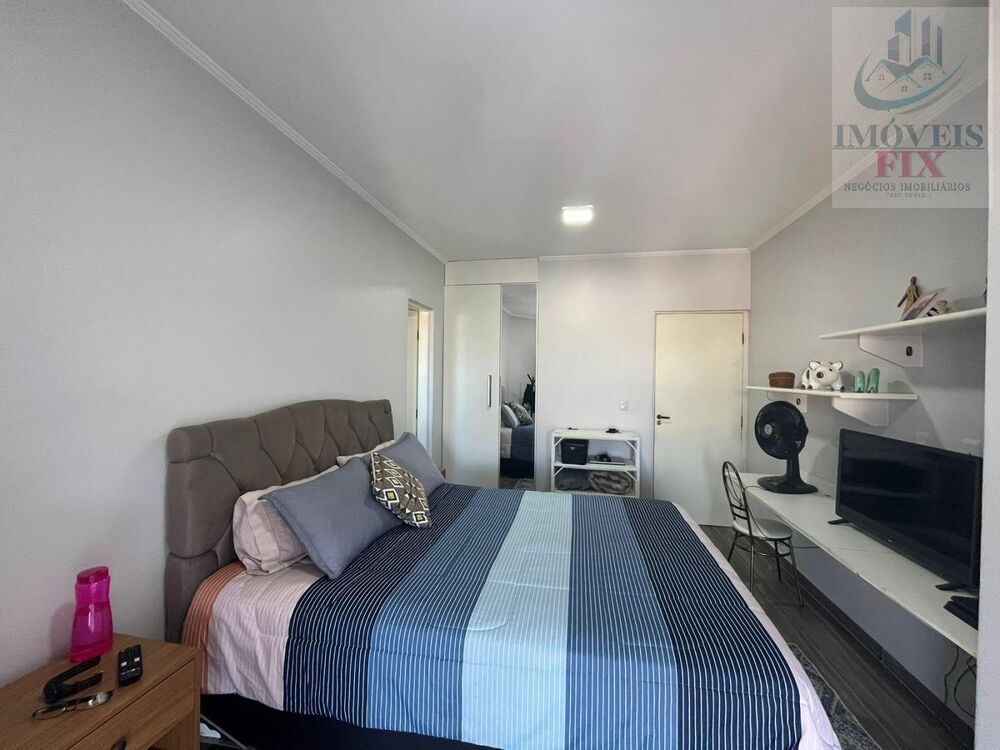 Casa, 3 quartos, 270 m² - Foto 3