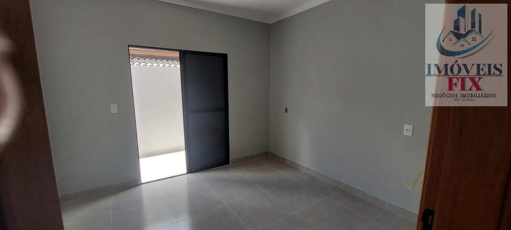 Casa à venda com 3 quartos, 75m² - Foto 11
