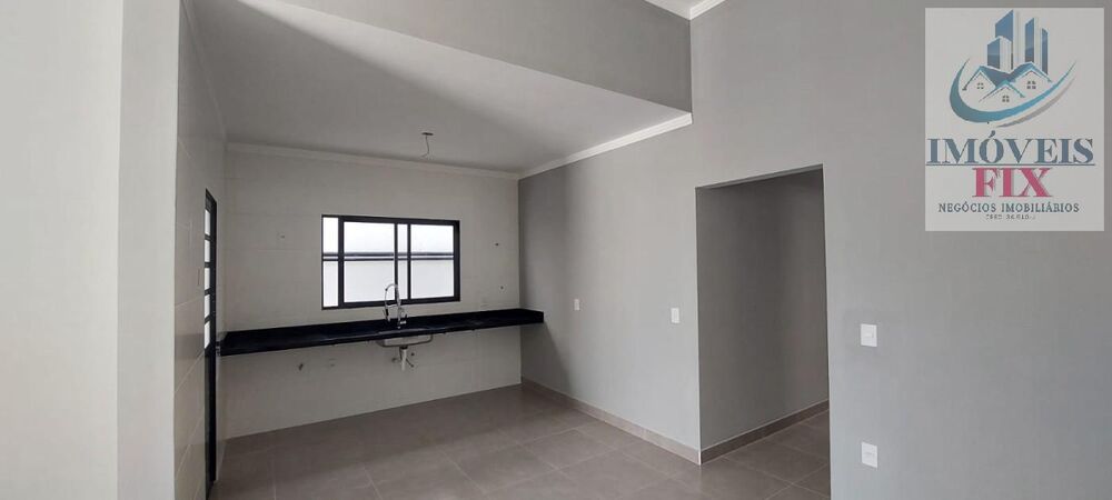 Casa à venda com 3 quartos, 75m² - Foto 3