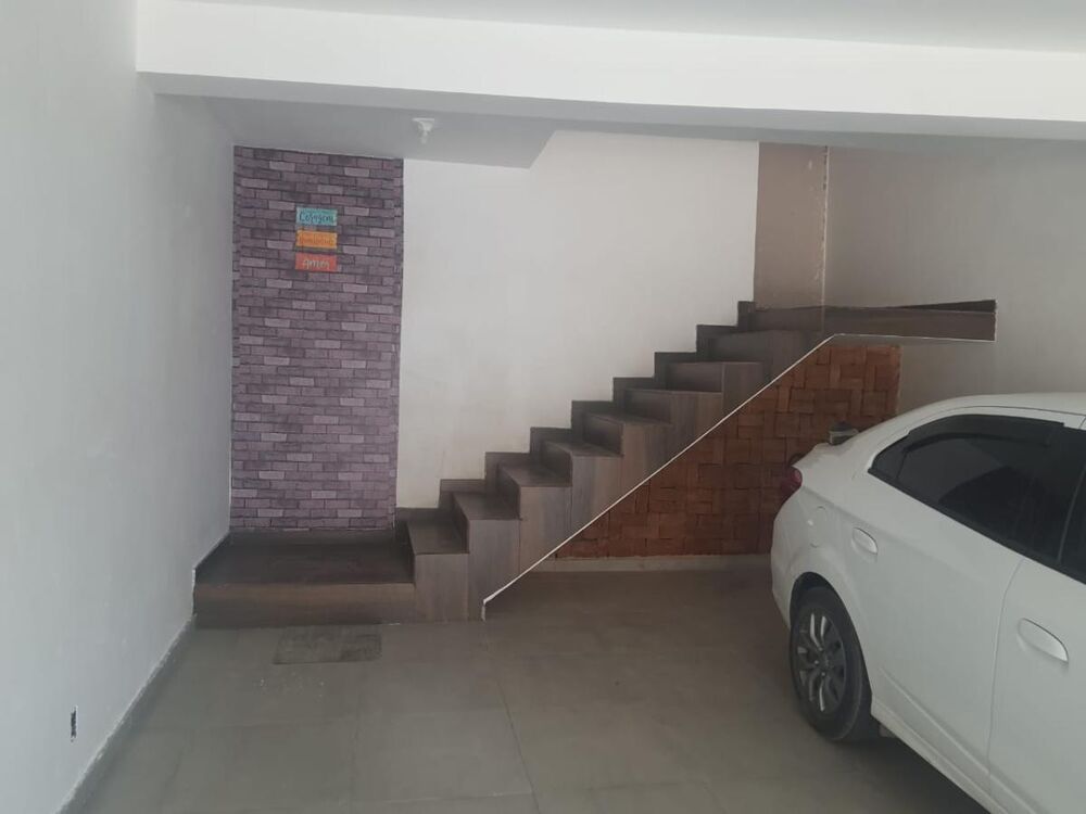 Casa, 3 quartos, 232 m² - Foto 1