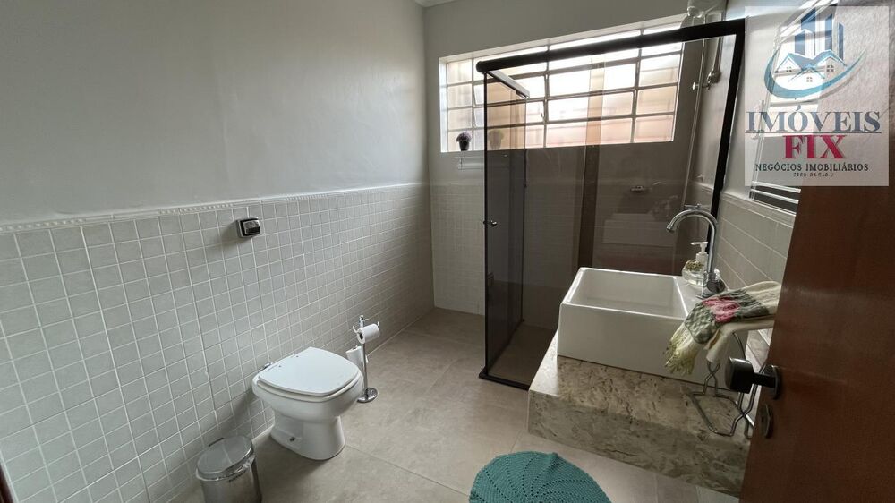 Casa, 4 quartos, 421 m² - Foto 1