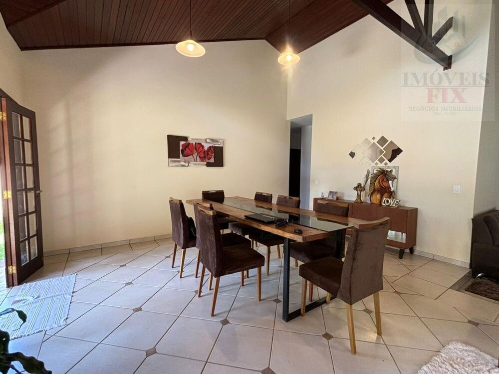 Chácara, 3 quartos, 750 m² - Foto 2