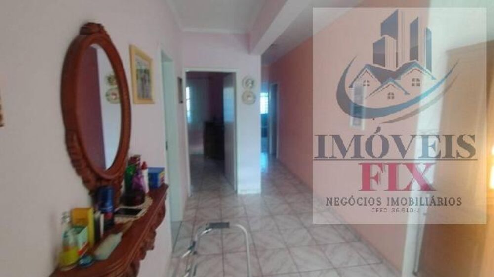 Casa, 3 quartos, 218 m² - Foto 2