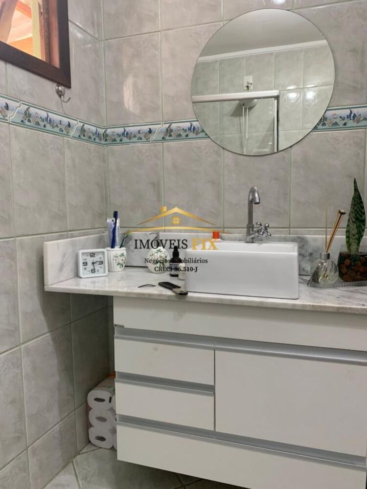 Casa à venda com 4 quartos, 360m² - Foto 29
