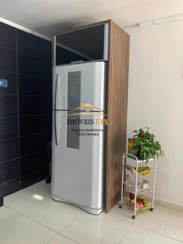 Casa à venda com 4 quartos, 360m² - Foto 25