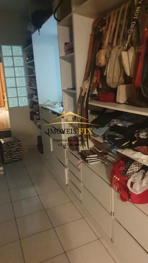 Casa, 3 quartos, 210 m² - Foto 32