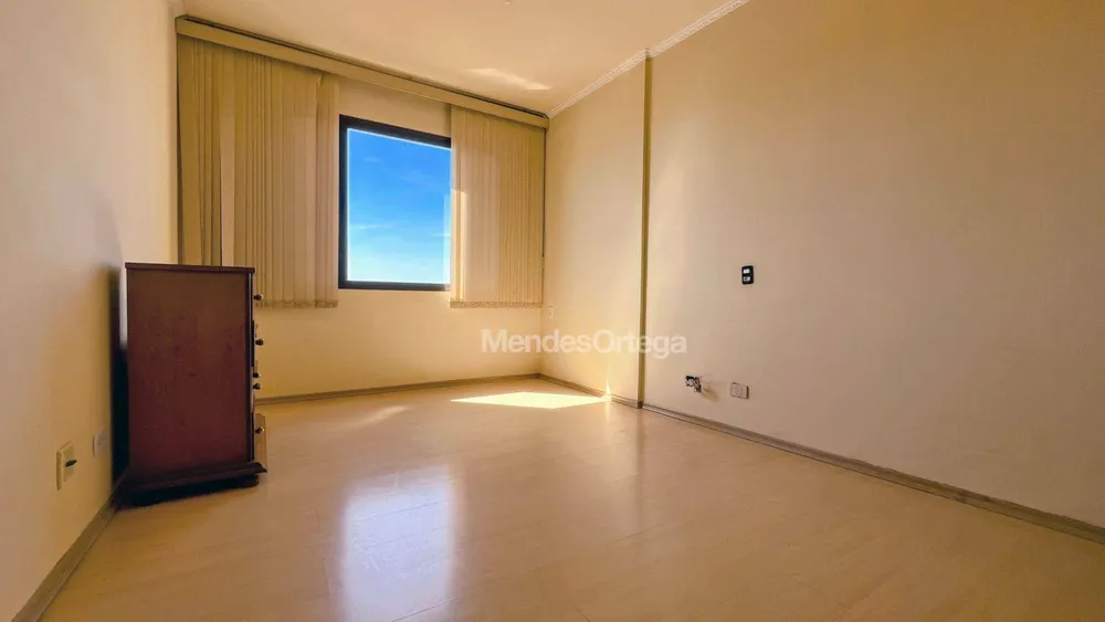 Apartamento, 3 quartos, 181 m² - Foto 8
