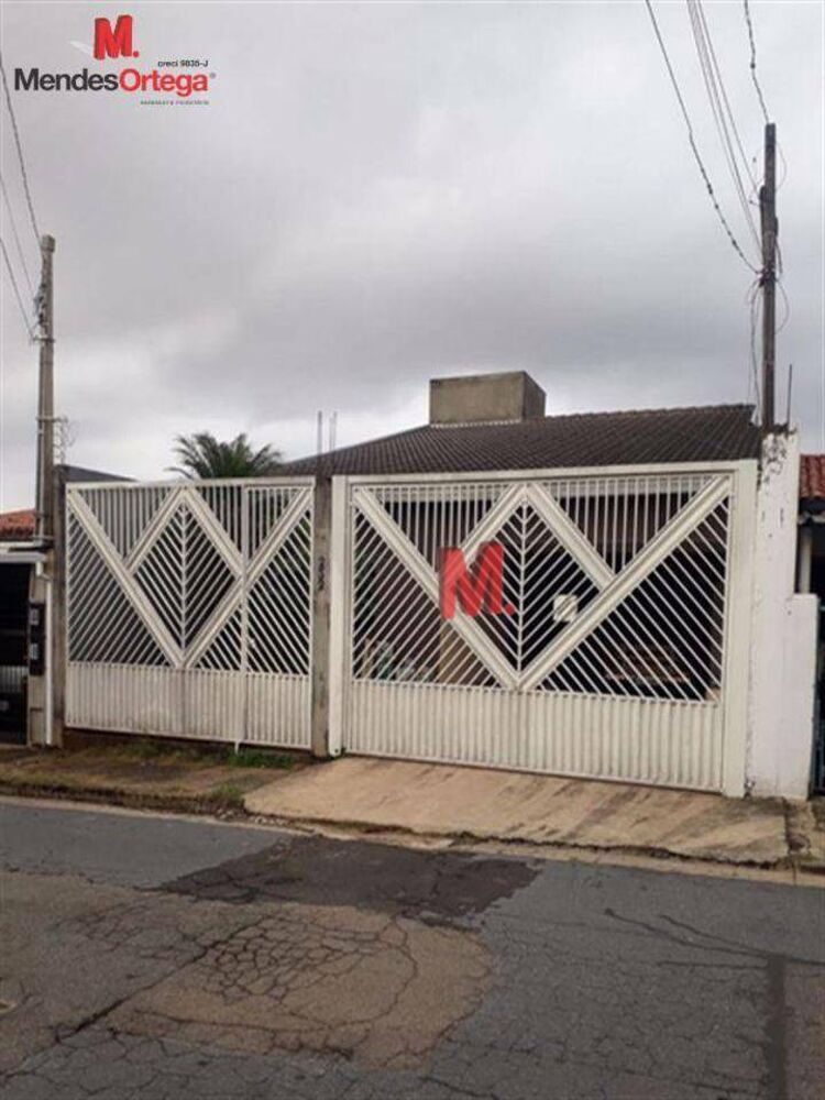 Casa à venda com 4 quartos, 290m² - Foto 1
