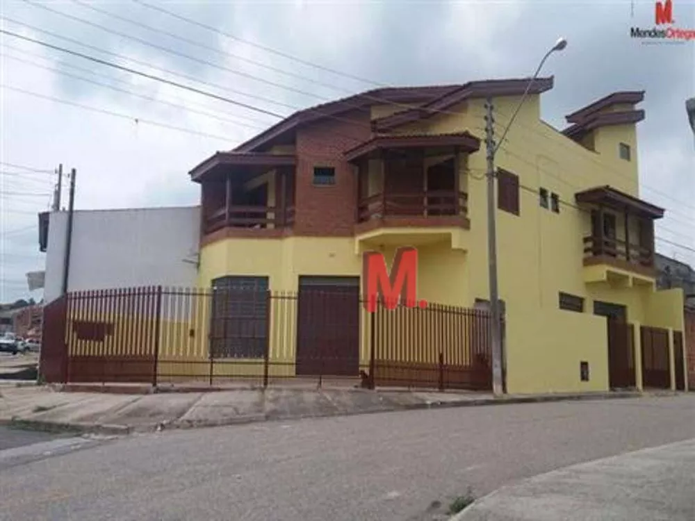 Casa, 4 quartos, 418 m² - Foto 1