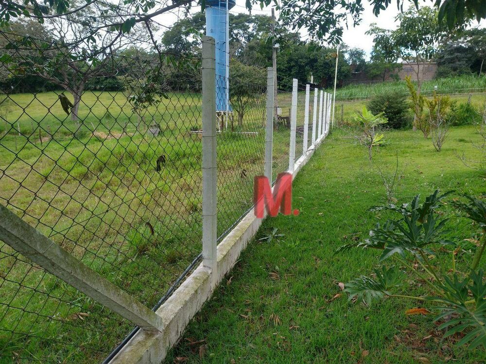 Chácara à venda com 2 quartos, 223m² - Foto 4
