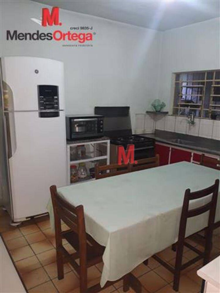 Casa à venda com 2 quartos, 84m² - Foto 8