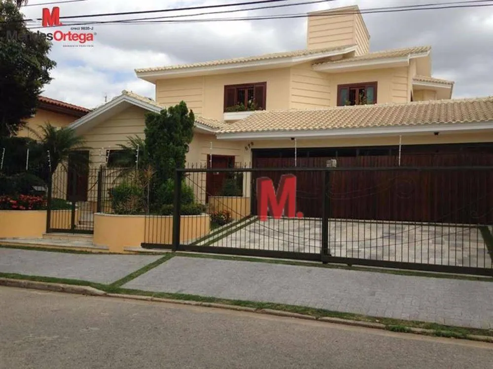 Casa, 3 quartos, 450 m² - Foto 1