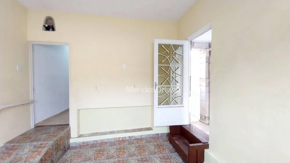 Casa, 4 quartos, 141 m² - Foto 1
