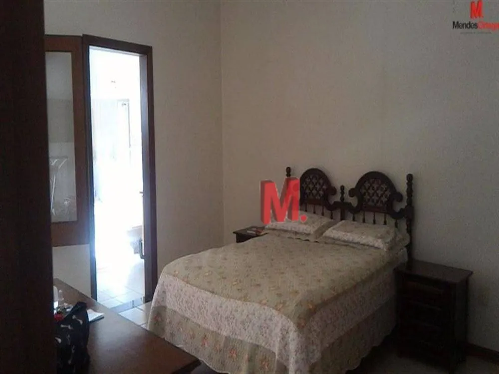 Casa, 4 quartos, 368 m² - Foto 1