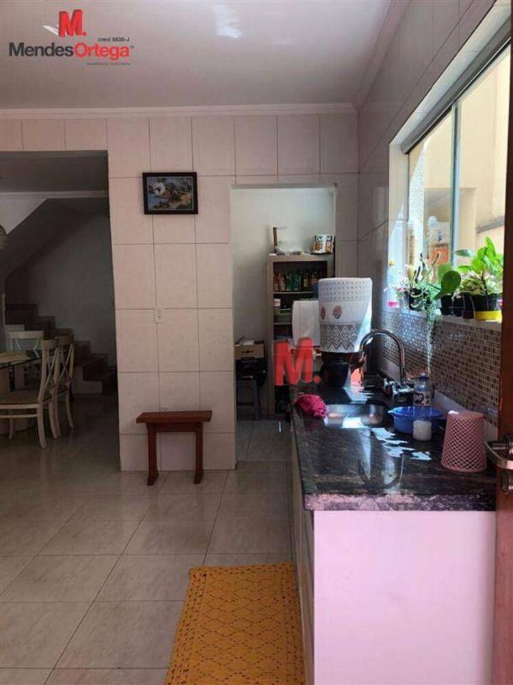 Casa, 3 quartos, 180 m² - Foto 12