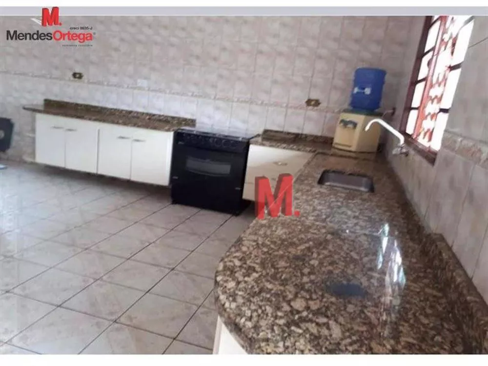 Chácara à venda com 3 quartos, 660m² - Foto 3