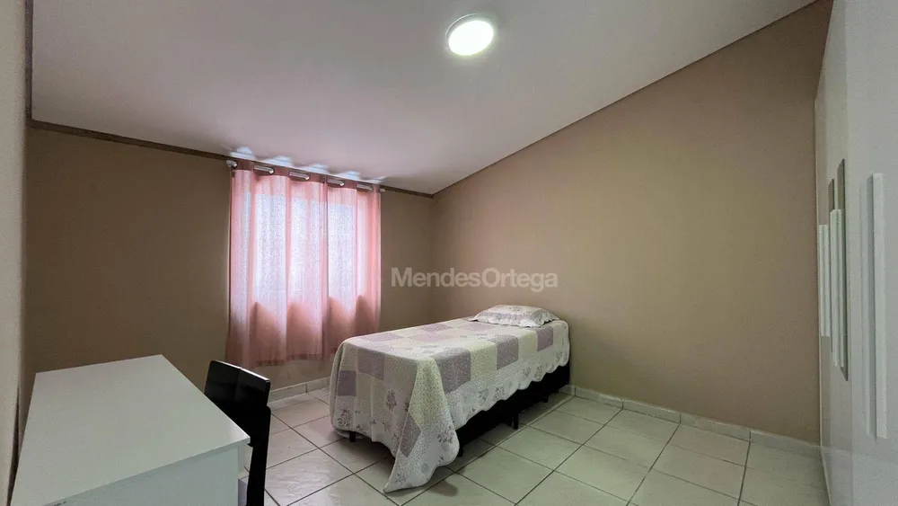 Casa, 5 quartos, 224 m² - Foto 8
