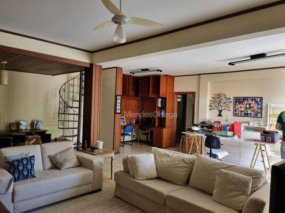 Casa, 4 quartos, 334 m² - Foto 4