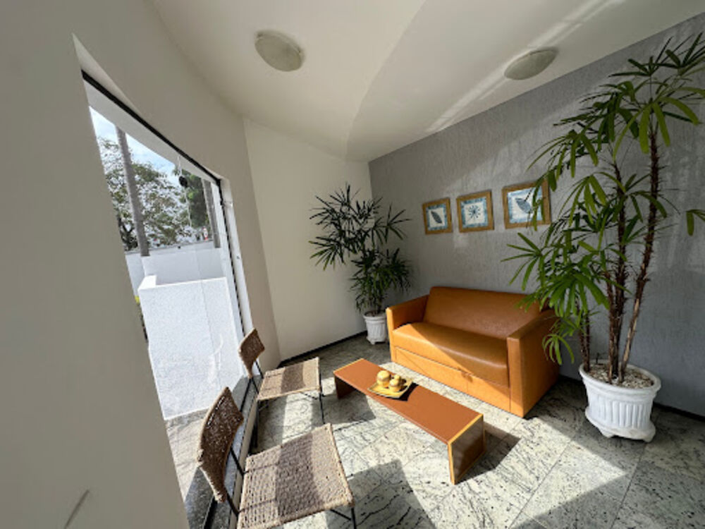 Apartamento à venda com 3 quartos, 131m² - Foto 3