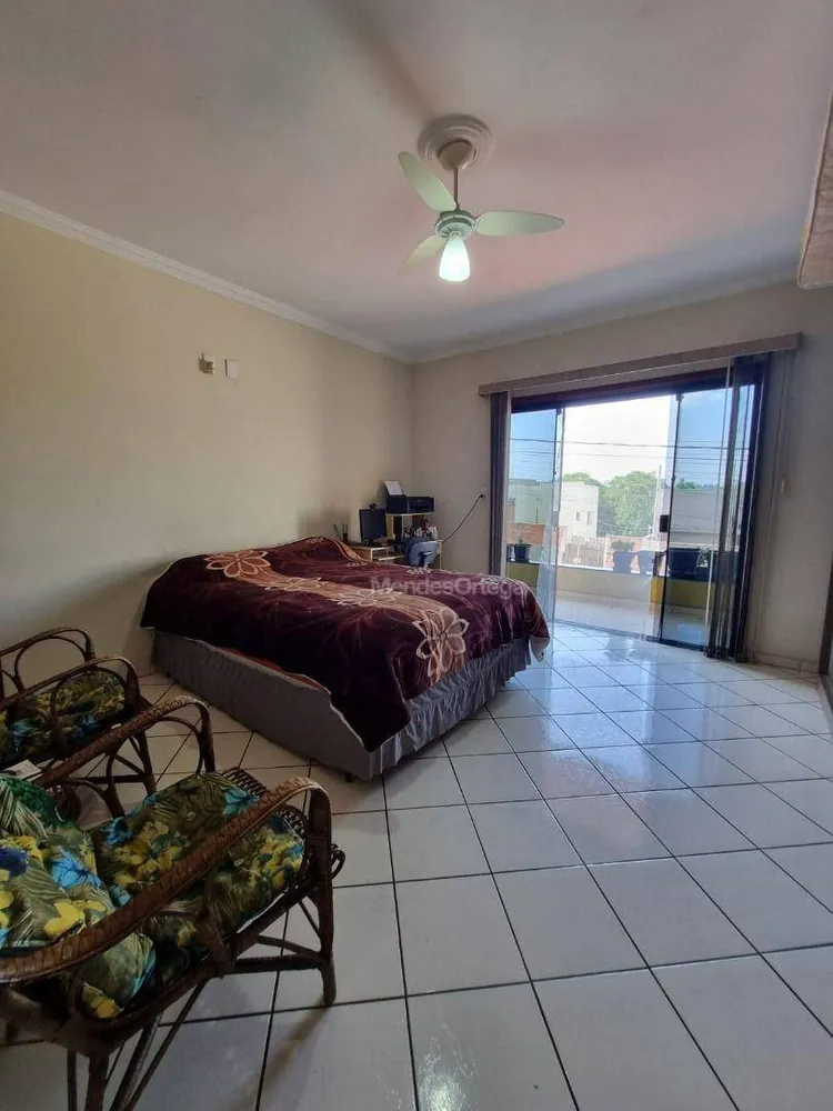 Casa, 3 quartos, 230 m² - Foto 5