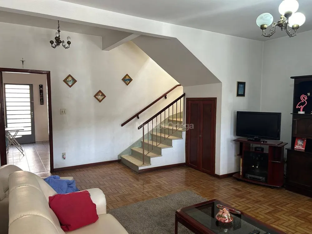 Casa, 3 quartos, 162 m² - Foto 1