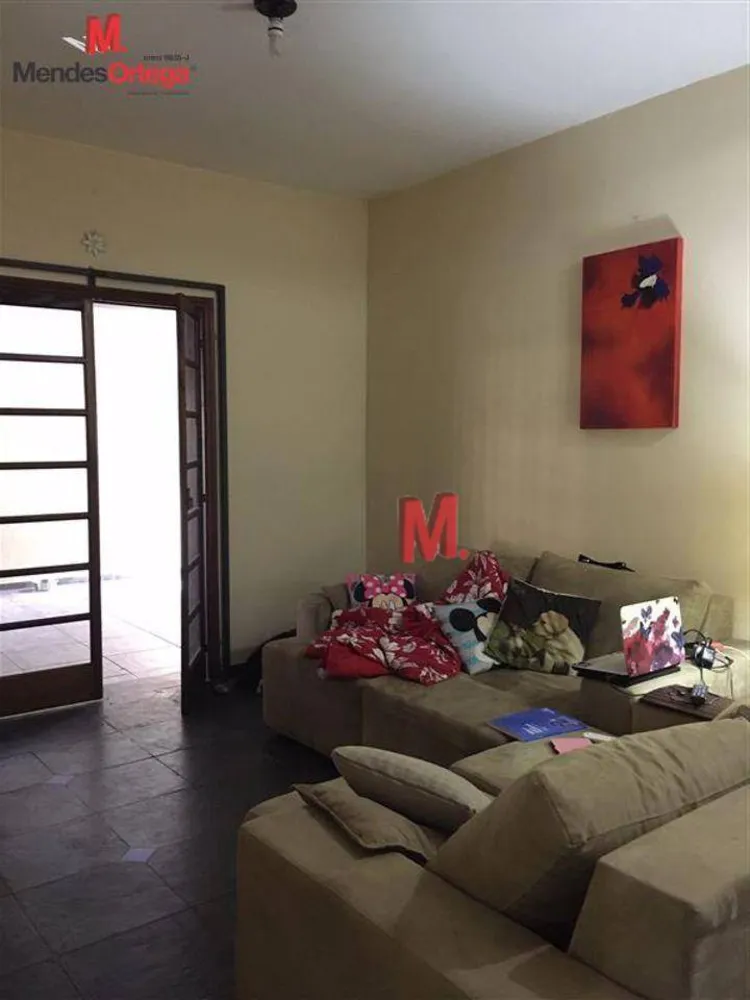 Casa, 3 quartos, 230 m² - Foto 2