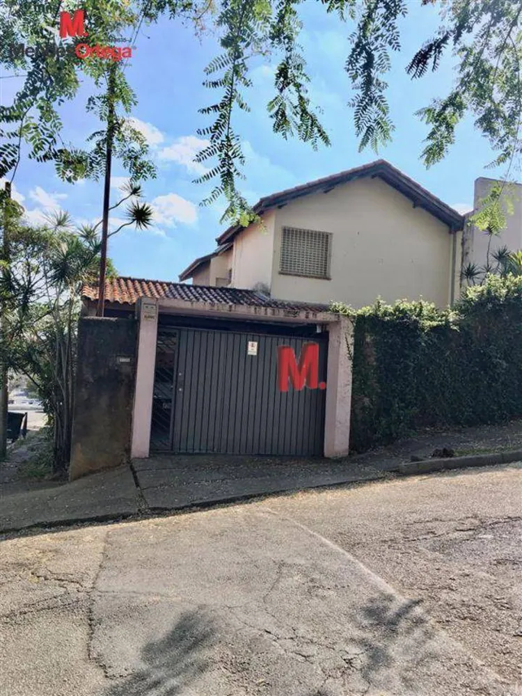 Casa, 3 quartos, 230 m² - Foto 1