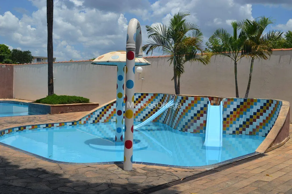 Chácara, 3 quartos, 3370 m² - Foto 2