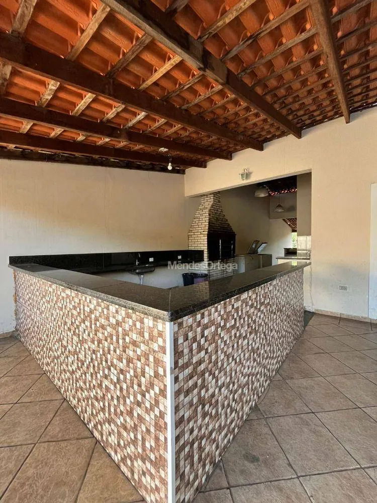 Chácara, 3 quartos, 3370 m² - Foto 8