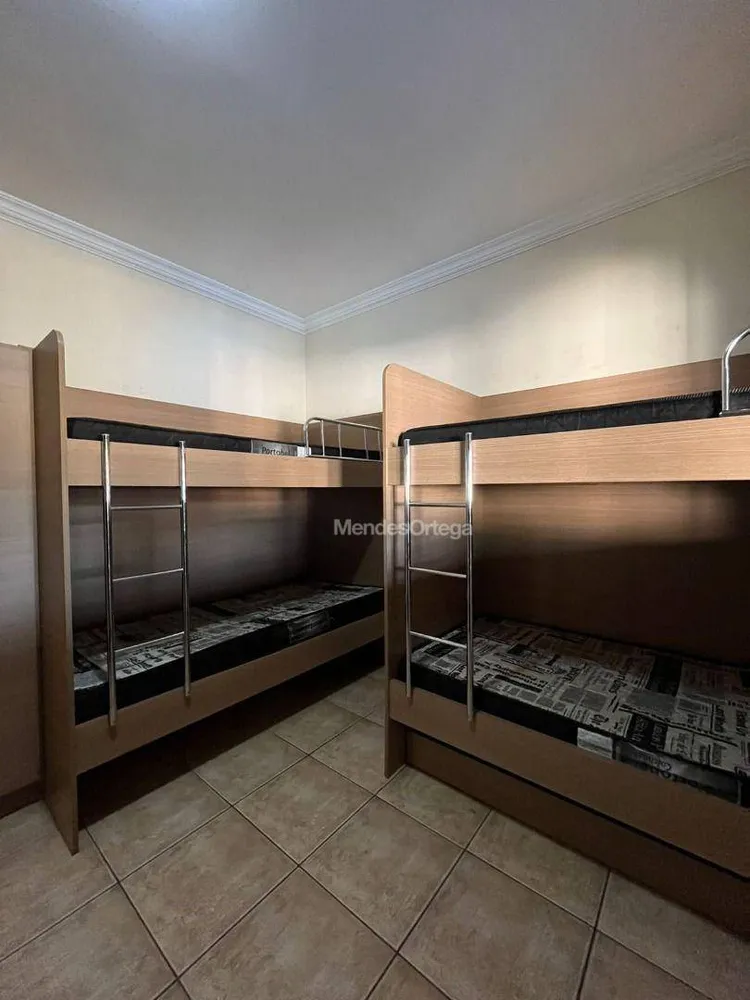 Chácara, 3 quartos, 3370 m² - Foto 9