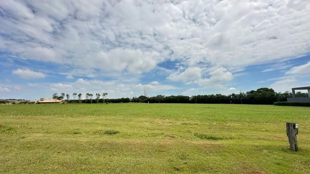 Loteamento e Condomínio, 1000 m² - Foto 1