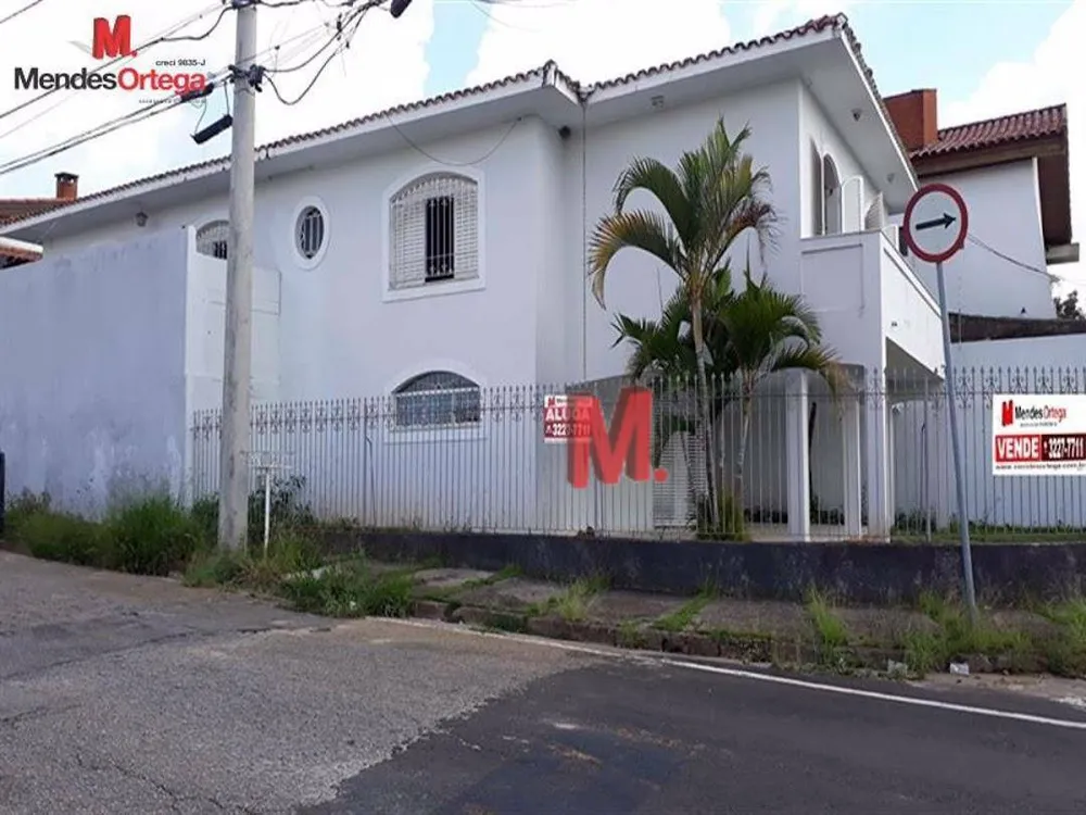 Casa, 3 quartos, 233 m² - Foto 2