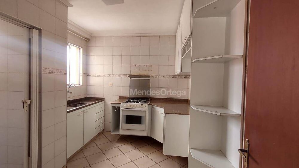 Apartamento à venda com 2 quartos, 73m² - Foto 5
