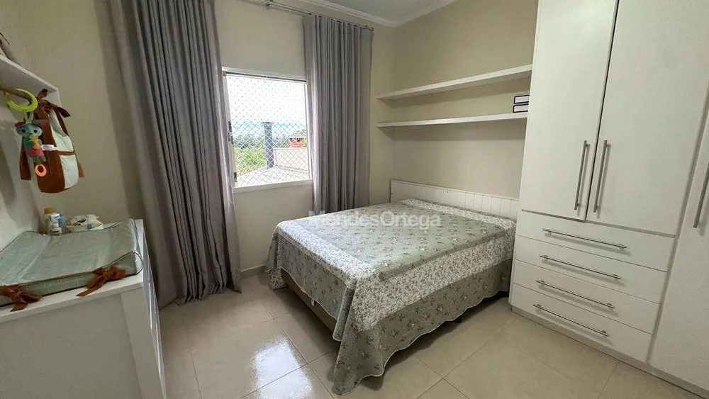 Casa, 3 quartos, 244 m² - Foto 12