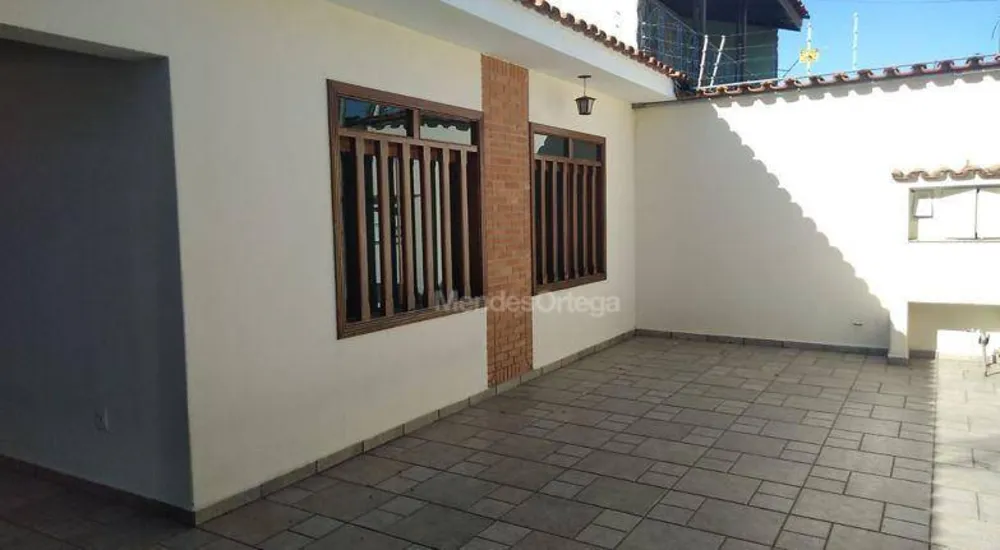 Casa, 3 quartos, 200 m² - Foto 2