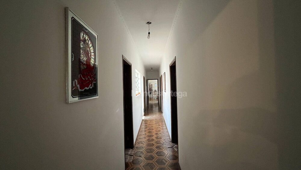 Casa à venda com 3 quartos, 174m² - Foto 2