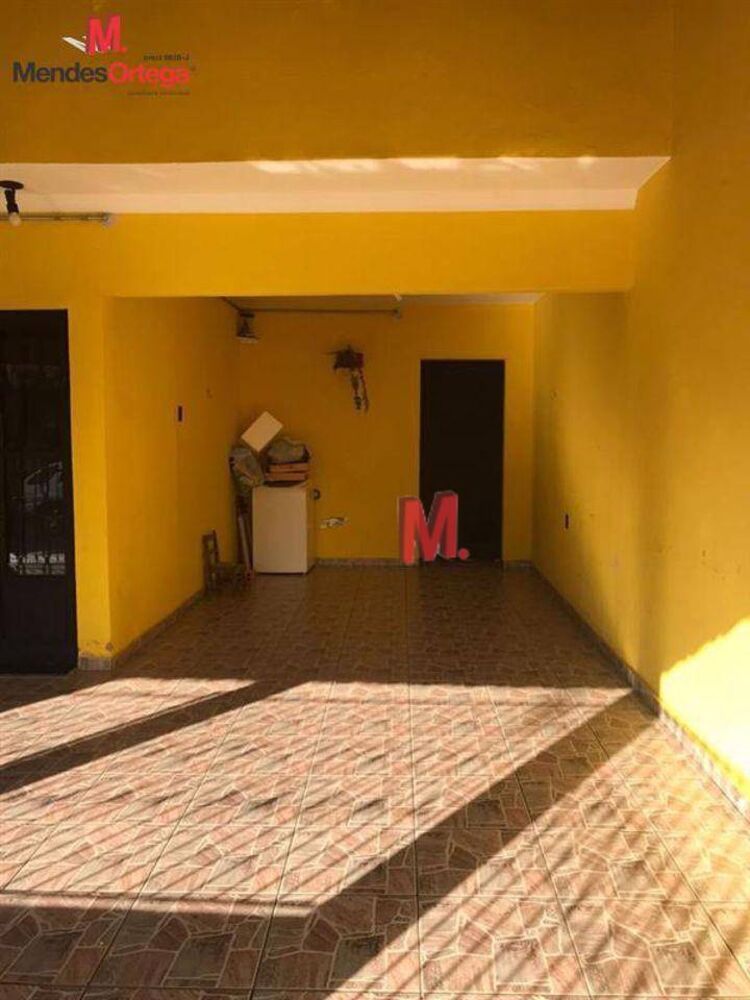 Casa, 4 quartos, 179 m² - Foto 1