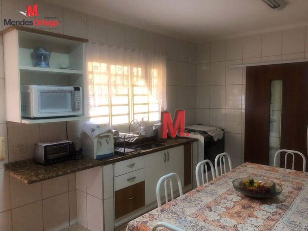 Casa, 4 quartos, 239 m² - Foto 11