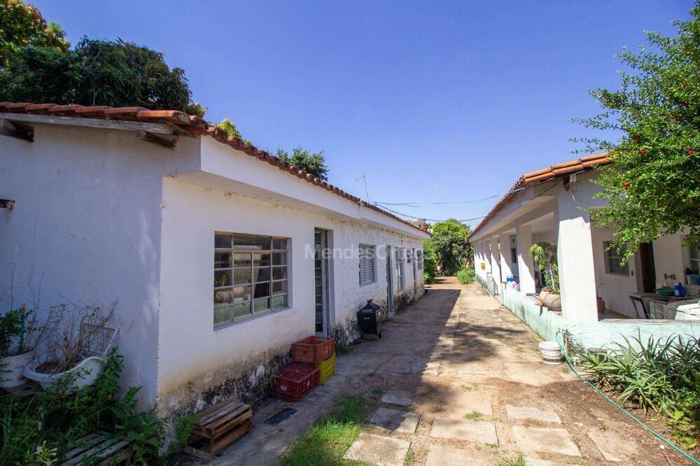 Casa, 2 quartos, 334 m² - Foto 1