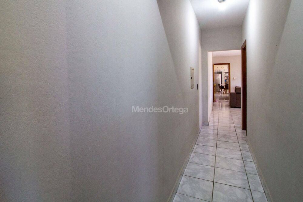 Casa, 2 quartos, 334 m² - Foto 9