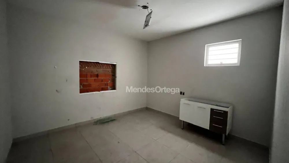Casa, 1 quarto, 130 m² - Foto 9