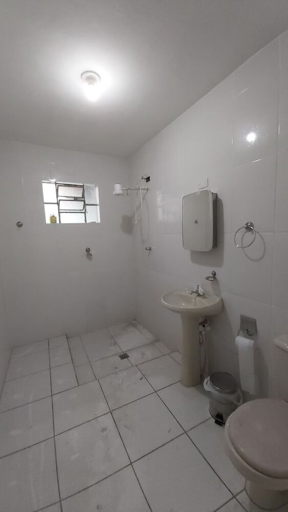 Casa à venda com 3 quartos, 151m² - Foto 2