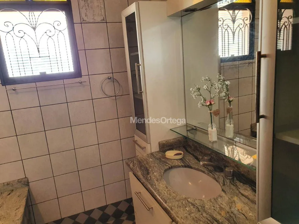 Casa, 4 quartos, 625 m² - Foto 4