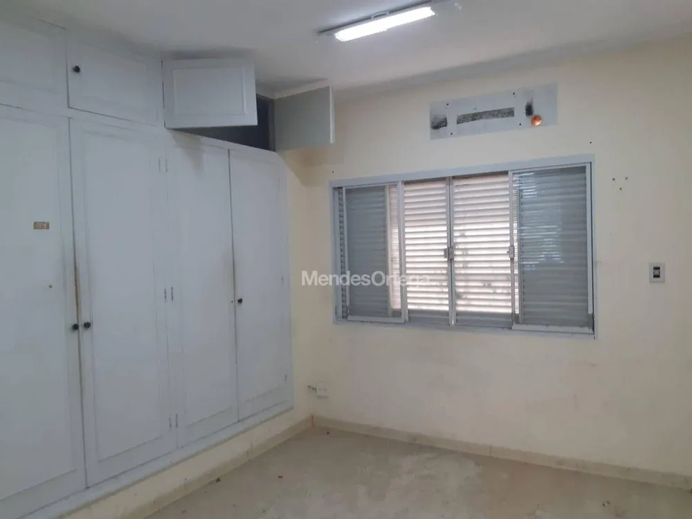 Casa, 3 quartos, 214 m² - Foto 2