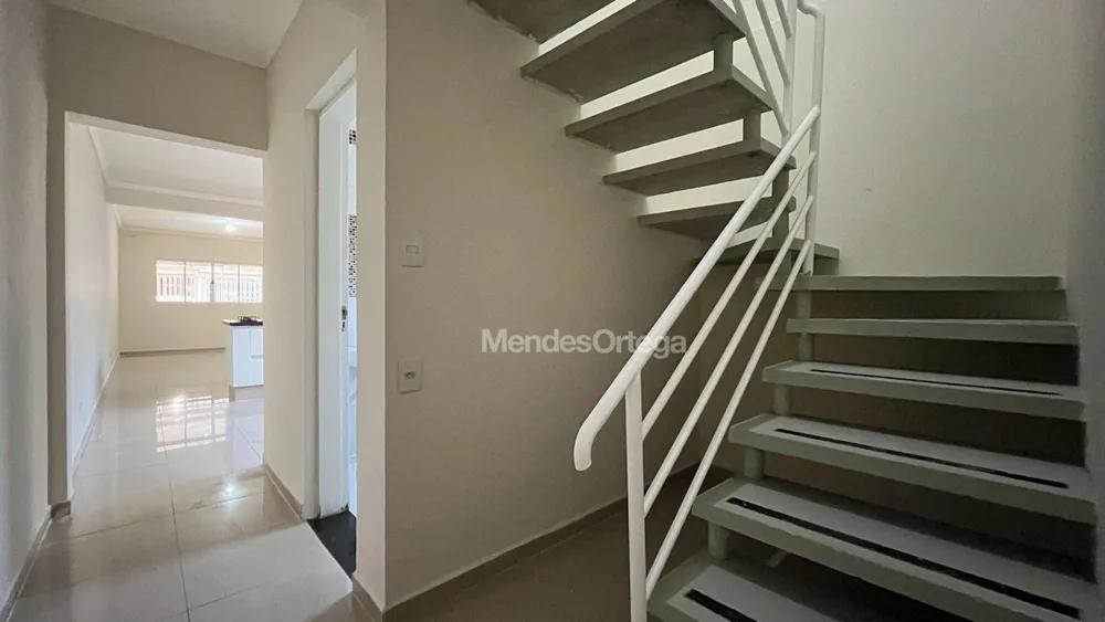 Casa, 4 quartos, 210 m² - Foto 13