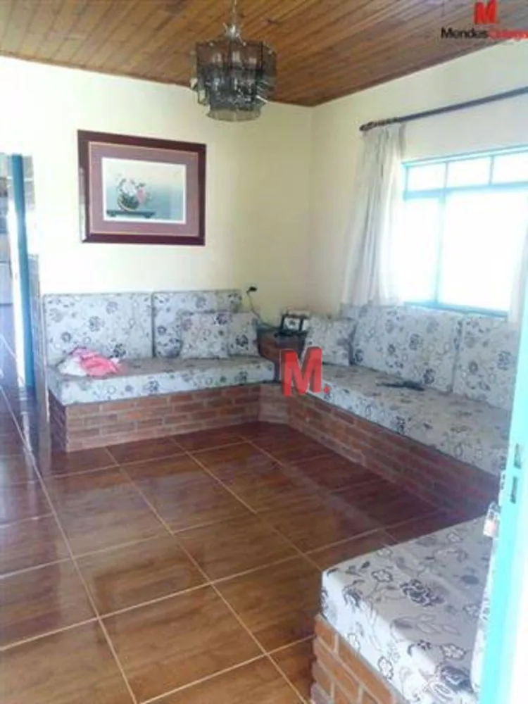 Sítio, 3 quartos, 3200 m² - Foto 1