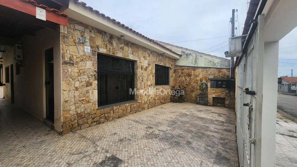 Casa, 2 quartos, 300 m² - Foto 2