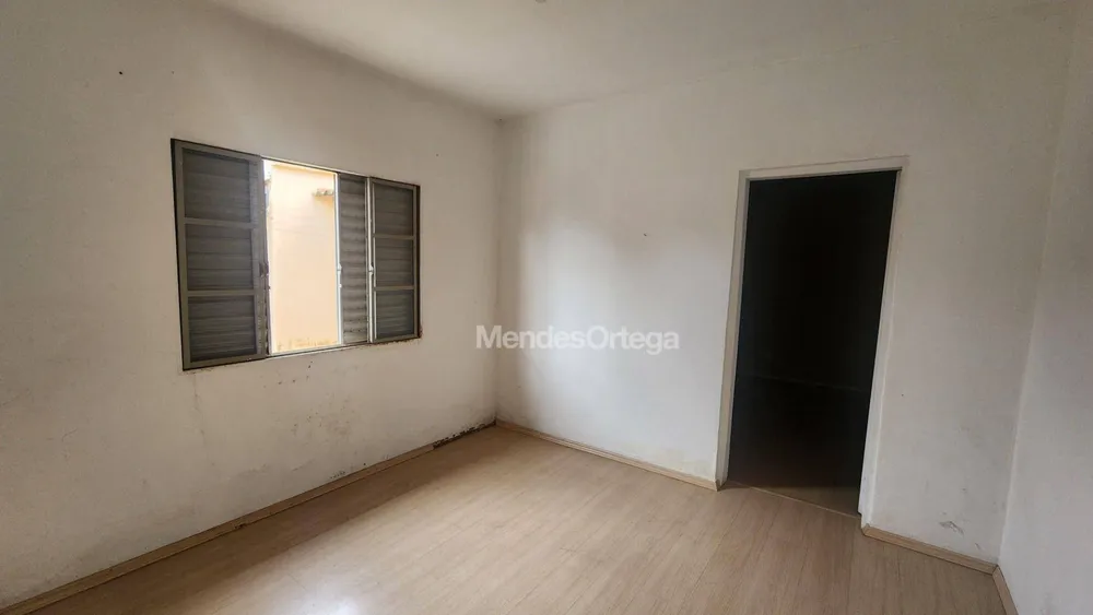 Casa, 2 quartos, 300 m² - Foto 13