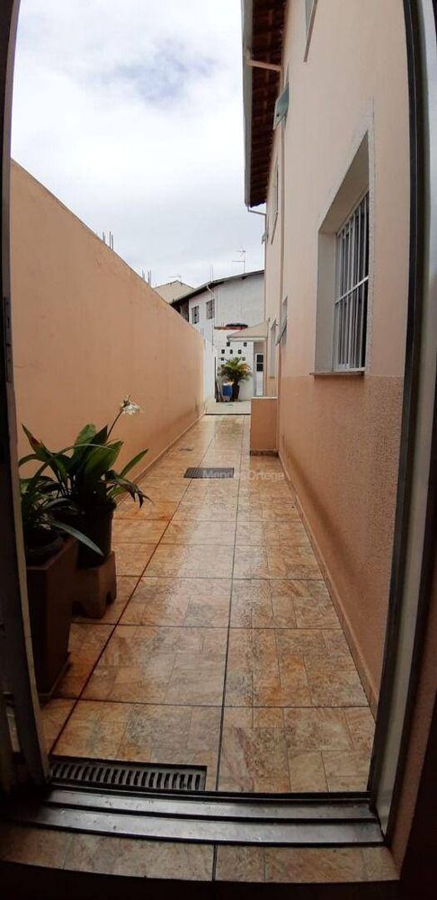 Casa, 4 quartos, 240 m² - Foto 7