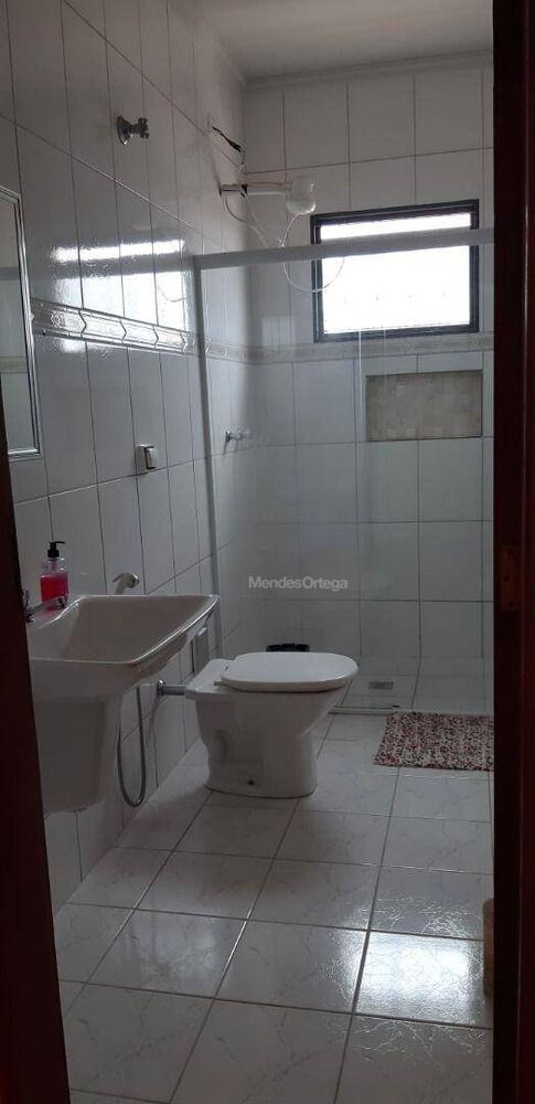 Casa, 4 quartos, 240 m² - Foto 18